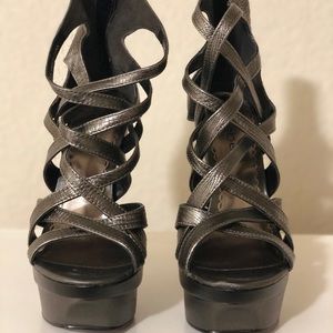 Bebe Sz 6 Gunmetal Stilletos